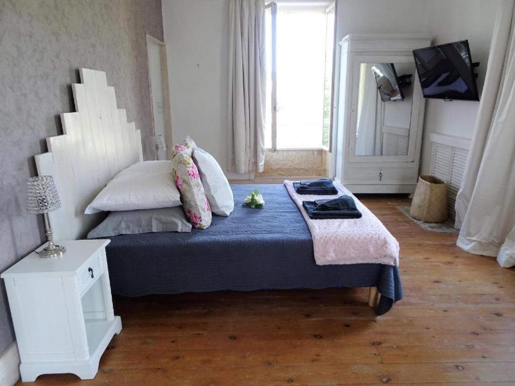 Les Trois Jardins Avec Wifi Et Parking Gratuit Holiday home Sarlat-la-Caneda